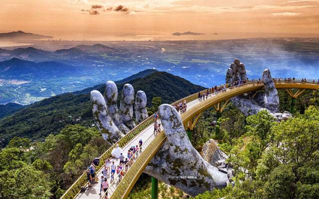Golden Bridge - The Pride of Danang People