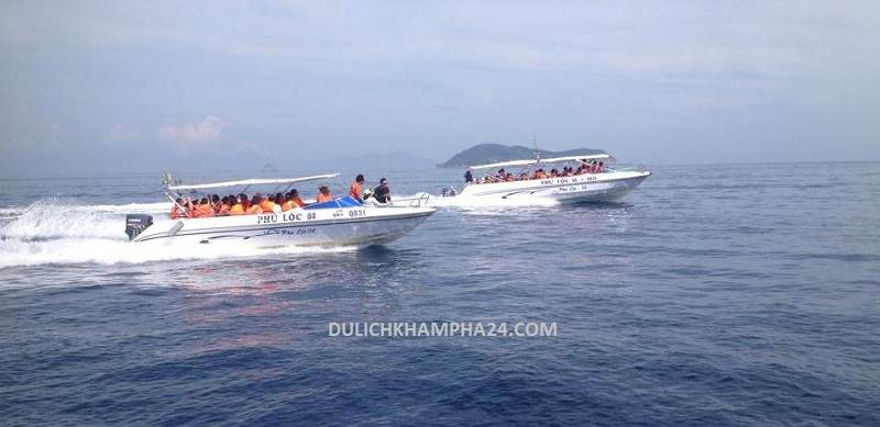 High speed boat to Cham Island Island