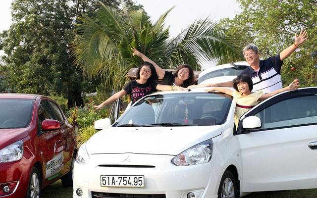 Private car from Hoi An to Hue City